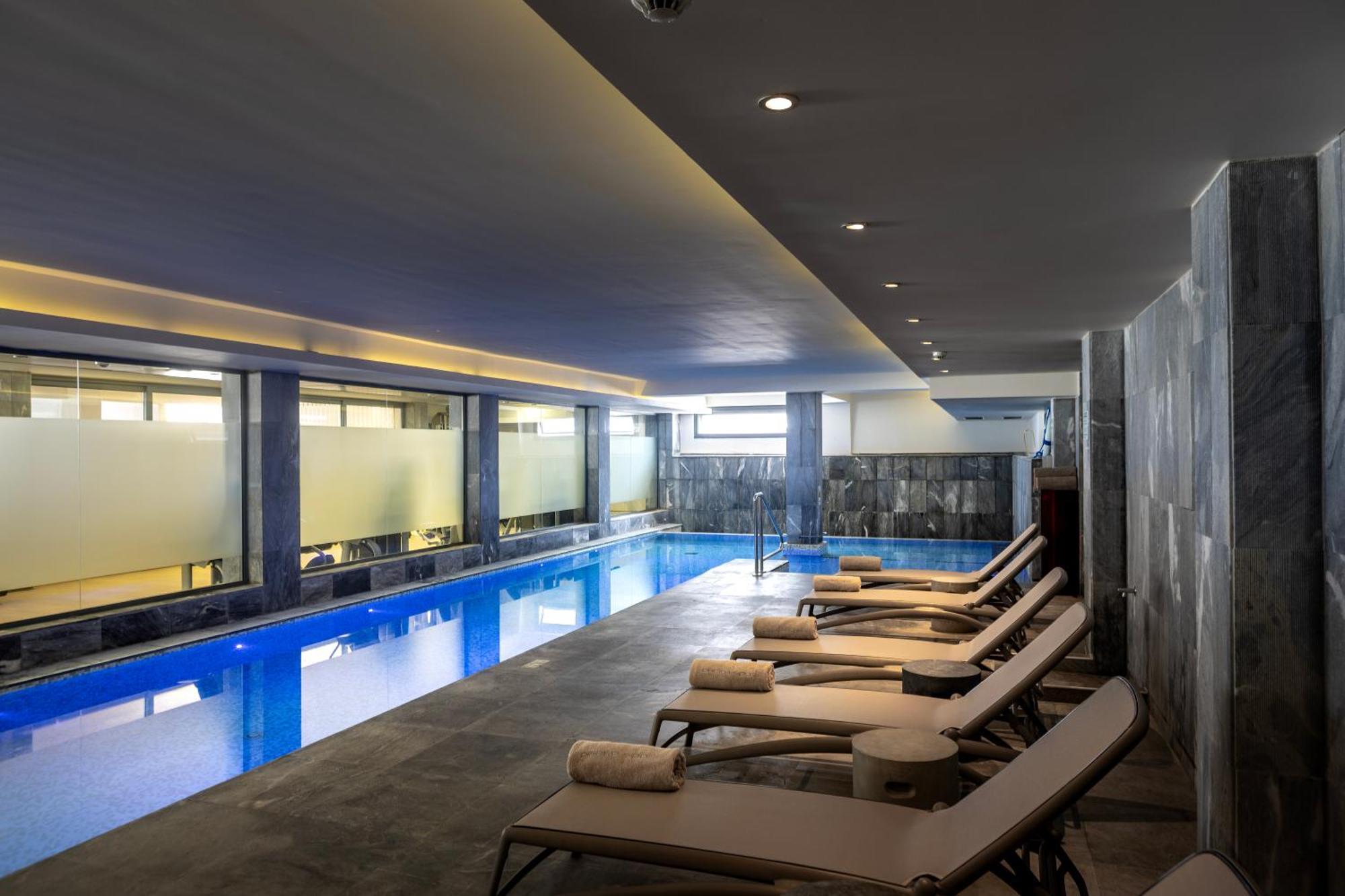 Capo Bay Hotel Protaras Bagian luar foto The spa at the hotel
